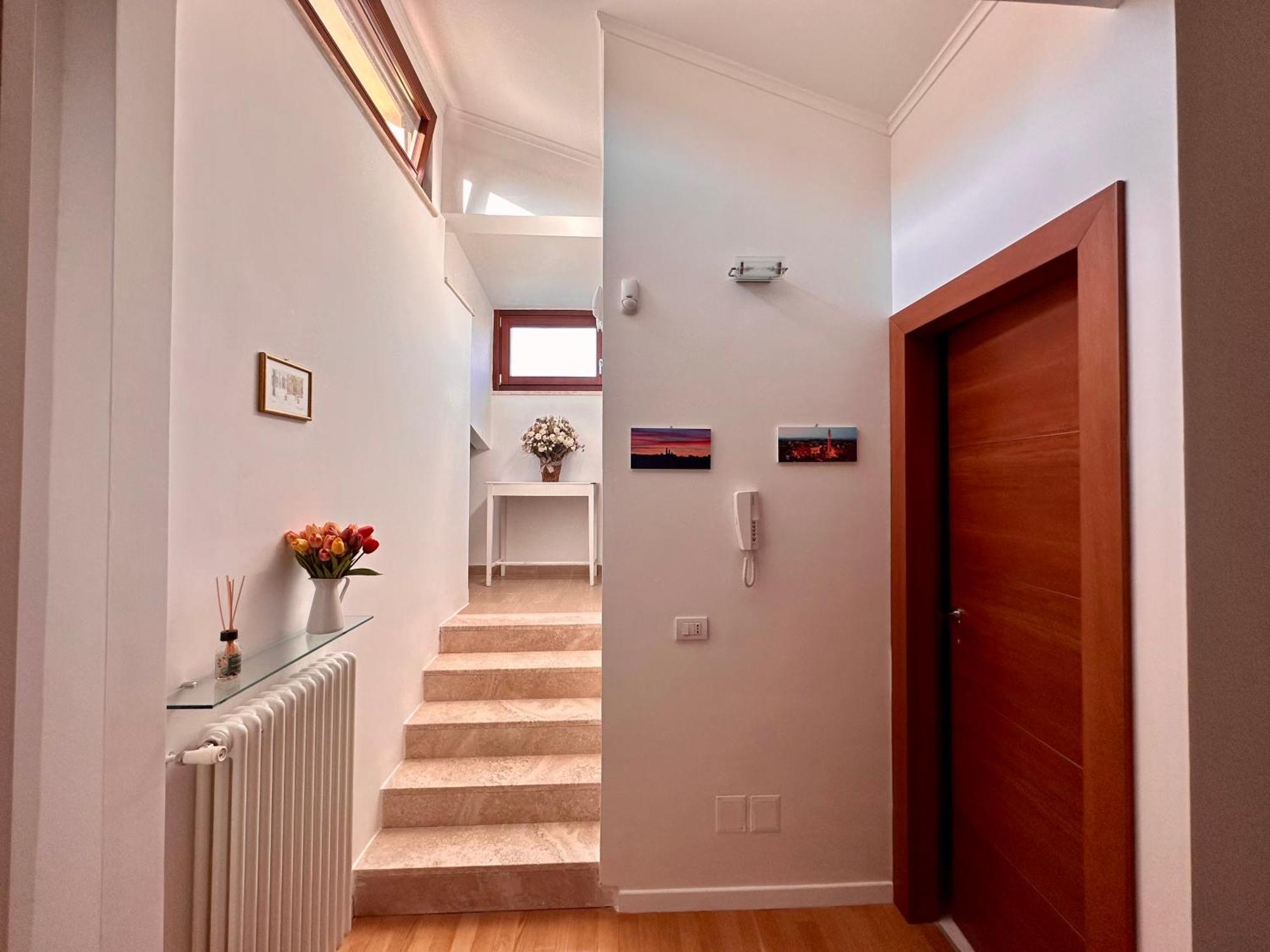 Sisters' Home - Appartamento Nel Centro Storico Con Terrazzo, Aria Condizionata E Vasca Da Bagno Siena Dış mekan fotoğraf